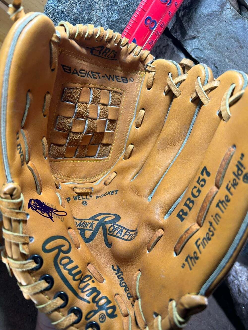 Rawlings RBG57 11" Baseball Glove Left Hand Throw Arch Basket Web Deep Well READ